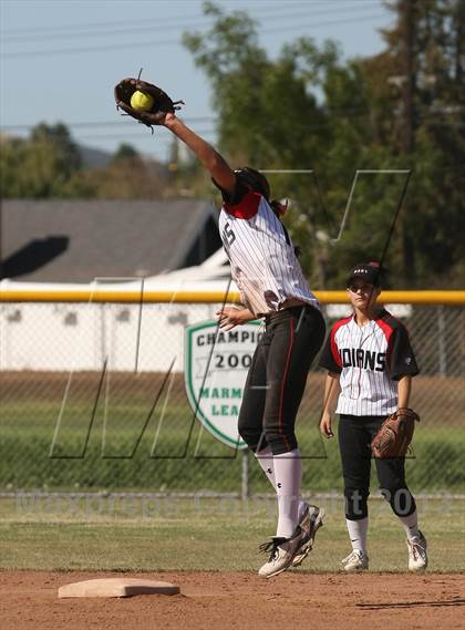 Thumbnail 3 in La Canada vs. Hart (T.O. Tournament) photogallery.