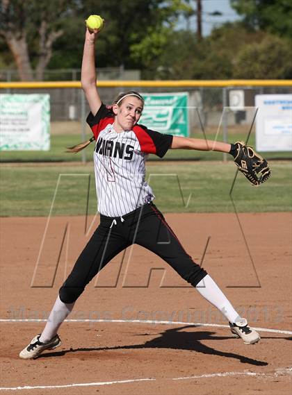 Thumbnail 3 in La Canada vs. Hart (T.O. Tournament) photogallery.