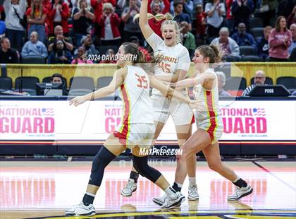 Thumbnail 1 in Incarnate Word Academy vs. Kickapoo (MSHSAA Class 6 Championship) photogallery.