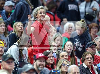 Thumbnail 3 in Incarnate Word Academy vs. Kickapoo (MSHSAA Class 6 Championship) photogallery.