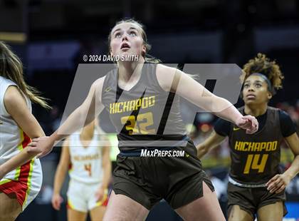Thumbnail 1 in Incarnate Word Academy vs. Kickapoo (MSHSAA Class 6 Championship) photogallery.