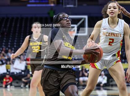 Thumbnail 3 in Incarnate Word Academy vs. Kickapoo (MSHSAA Class 6 Championship) photogallery.