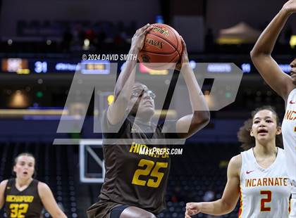 Thumbnail 2 in Incarnate Word Academy vs. Kickapoo (MSHSAA Class 6 Championship) photogallery.