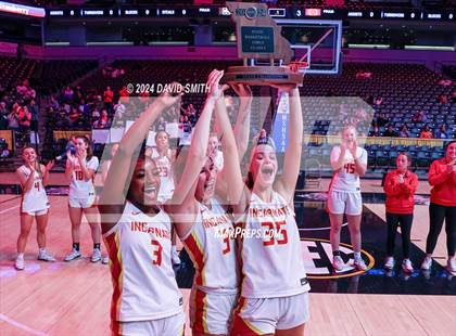 Thumbnail 3 in Incarnate Word Academy vs. Kickapoo (MSHSAA Class 6 Championship) photogallery.