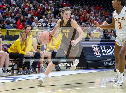 Thumbnail 3 in Incarnate Word Academy vs. Kickapoo (MSHSAA Class 6 Championship) photogallery.