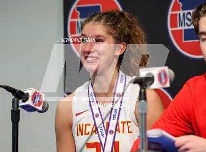 Thumbnail 3 in Incarnate Word Academy vs. Kickapoo (MSHSAA Class 6 Championship) photogallery.