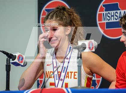Thumbnail 1 in Incarnate Word Academy vs. Kickapoo (MSHSAA Class 6 Championship) photogallery.