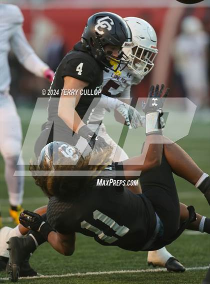 Thumbnail 1 in Lone Peak vs. Corner Canyon (UHSAA 6A Final) photogallery.