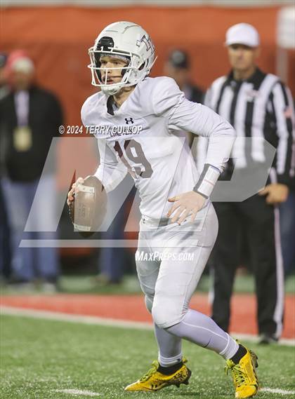 Thumbnail 3 in Lone Peak vs. Corner Canyon (UHSAA 6A Final) photogallery.