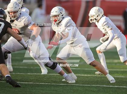 Thumbnail 2 in Lone Peak vs. Corner Canyon (UHSAA 6A Final) photogallery.