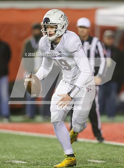 Thumbnail 2 in Lone Peak vs. Corner Canyon (UHSAA 6A Final) photogallery.