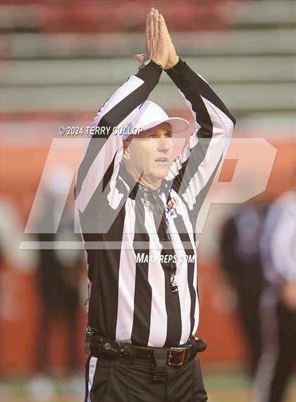 Thumbnail 3 in Lone Peak vs. Corner Canyon (UHSAA 6A Final) photogallery.