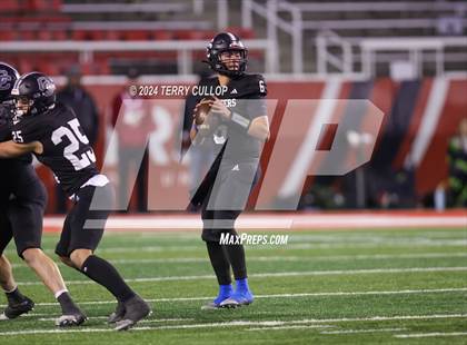 Thumbnail 3 in Lone Peak vs. Corner Canyon (UHSAA 6A Final) photogallery.