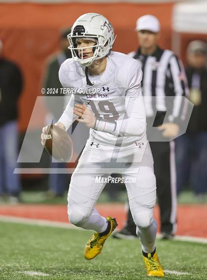 Thumbnail 1 in Lone Peak vs. Corner Canyon (UHSAA 6A Final) photogallery.