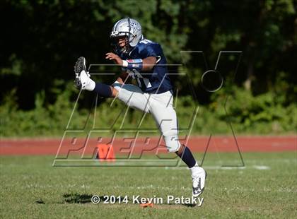 Thumbnail 1 in Darien @ Hillhouse photogallery.