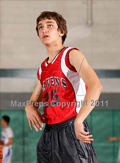 Thumbnail 3 in Waverly vs. San Marino (Tip-Off Classic) photogallery.