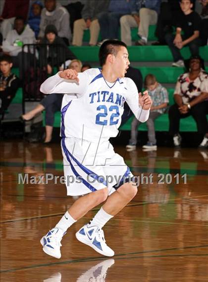 Thumbnail 3 in Waverly vs. San Marino (Tip-Off Classic) photogallery.