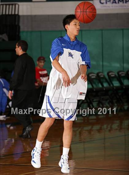 Thumbnail 3 in Waverly vs. San Marino (Tip-Off Classic) photogallery.