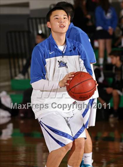 Thumbnail 1 in Waverly vs. San Marino (Tip-Off Classic) photogallery.