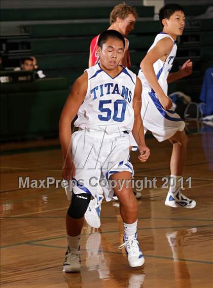 Thumbnail 3 in Waverly vs. San Marino (Tip-Off Classic) photogallery.