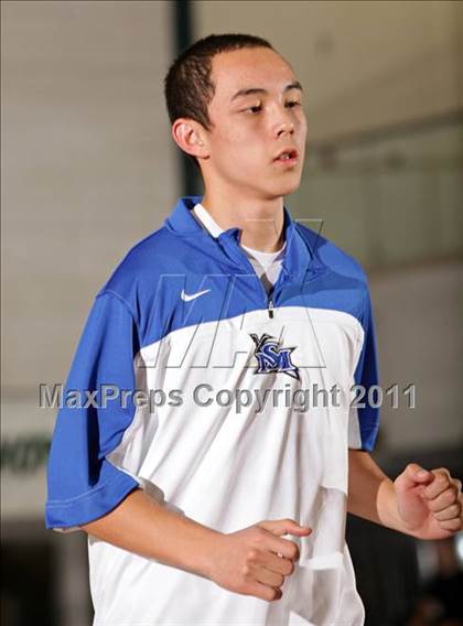 Thumbnail 2 in Waverly vs. San Marino (Tip-Off Classic) photogallery.