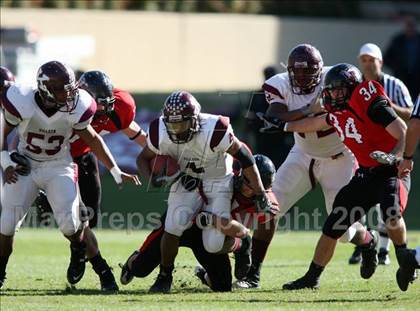 Thumbnail 3 in Killeen vs. Lake Travis (Texas 4A DI Quarterfinal) photogallery.