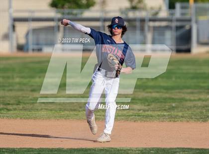 Thumbnail 2 in St. Paul @ Yorba Linda photogallery.