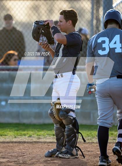 Thumbnail 3 in St. Paul @ Yorba Linda photogallery.