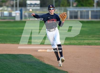 Thumbnail 1 in St. Paul @ Yorba Linda photogallery.