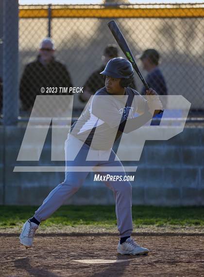 Thumbnail 1 in St. Paul @ Yorba Linda photogallery.