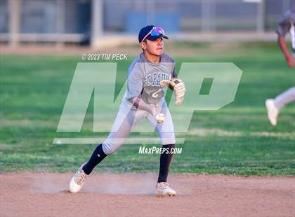 Thumbnail 3 in St. Paul @ Yorba Linda photogallery.