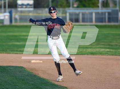 Thumbnail 3 in St. Paul @ Yorba Linda photogallery.