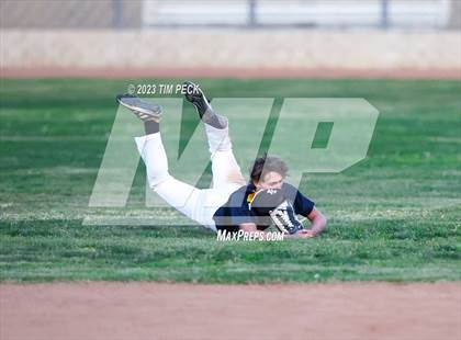 Thumbnail 3 in St. Paul @ Yorba Linda photogallery.