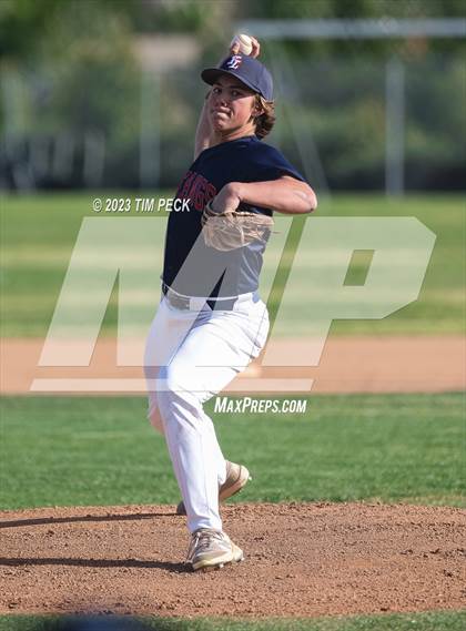 Thumbnail 1 in St. Paul @ Yorba Linda photogallery.