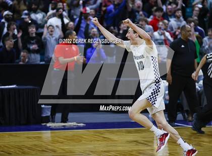 Thumbnail 3 in ThunderRidge vs Denver East (CHSAA 5A Final Four) photogallery.