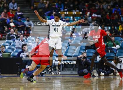 Thumbnail 2 in ThunderRidge vs Denver East (CHSAA 5A Final Four) photogallery.