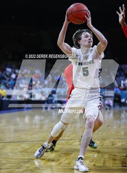 Thumbnail 3 in ThunderRidge vs Denver East (CHSAA 5A Final Four) photogallery.