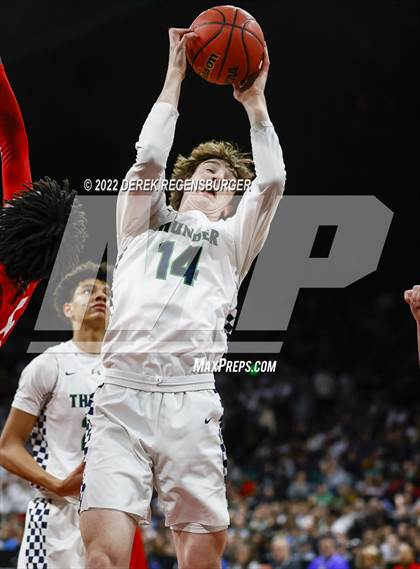 Thumbnail 3 in ThunderRidge vs Denver East (CHSAA 5A Final Four) photogallery.