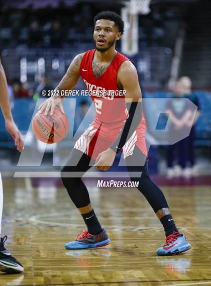 Thumbnail 3 in ThunderRidge vs Denver East (CHSAA 5A Final Four) photogallery.