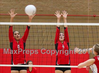 Thumbnail 2 in Galt @ Antelope photogallery.