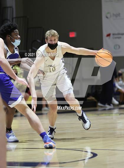 Thumbnail 2 in Charlotte Christian @ Carmel Christian (NCISAA 4A Quarterfinal) photogallery.