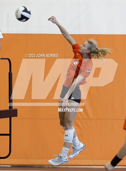 Thumbnail 3 in La Porte vs. Leo (Warsaw Invite) photogallery.
