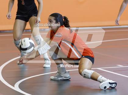 Thumbnail 3 in La Porte vs. Leo (Warsaw Invite) photogallery.
