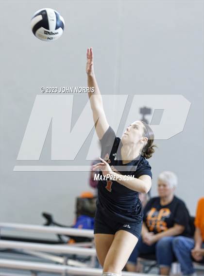Thumbnail 1 in La Porte vs. Leo (Warsaw Invite) photogallery.