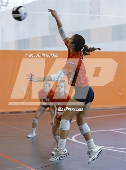 Thumbnail 1 in La Porte vs. Leo (Warsaw Invite) photogallery.