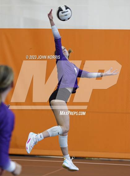 Thumbnail 3 in La Porte vs. Leo (Warsaw Invite) photogallery.