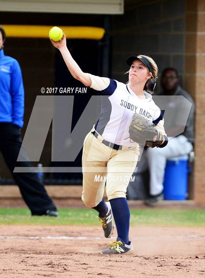 Thumbnail 2 in Girls Prep @ Soddy Daisy photogallery.