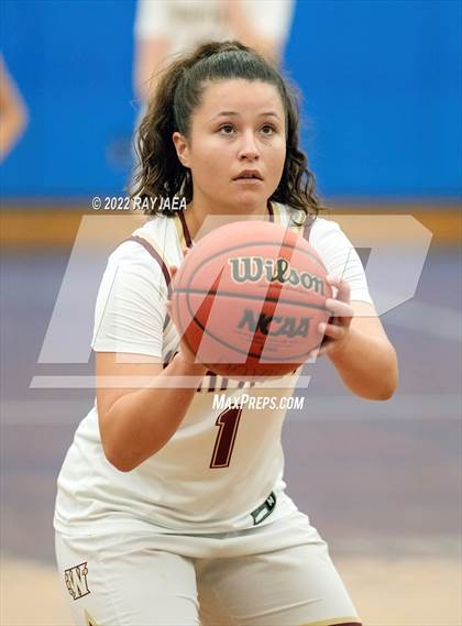 Thumbnail 2 in Rio Americano vs. Whitney (Dorothy Speck Tournament) photogallery.
