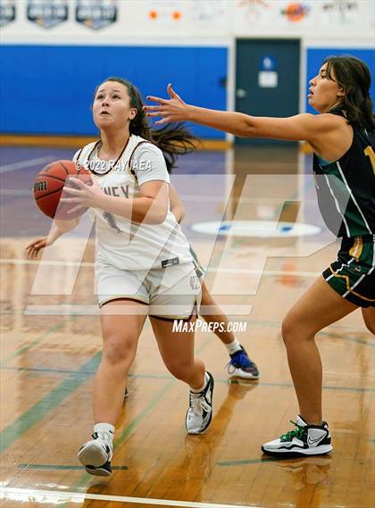 Thumbnail 2 in Rio Americano vs. Whitney (Dorothy Speck Tournament) photogallery.