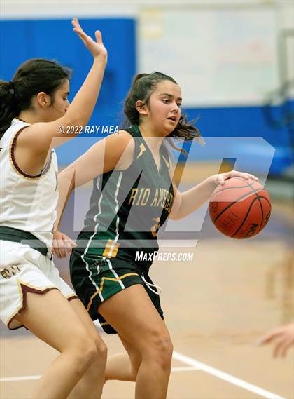 Thumbnail 1 in Rio Americano vs. Whitney (Dorothy Speck Tournament) photogallery.